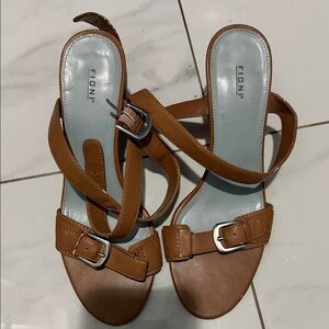 FIONI Clothing Women's Brown Buckle Sandals
